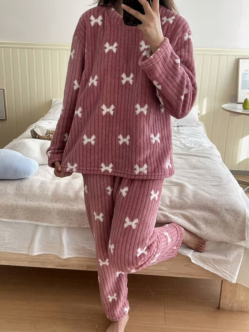 Cosy Bow Flannel Pyjama Set – Long Sleeve Top & Pants